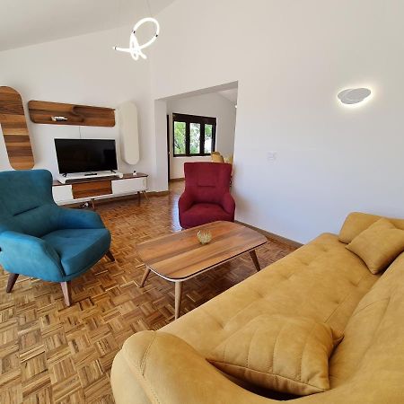 Апартаменти Luxury Penthouse With Panoramic View Улцинь Екстер'єр фото