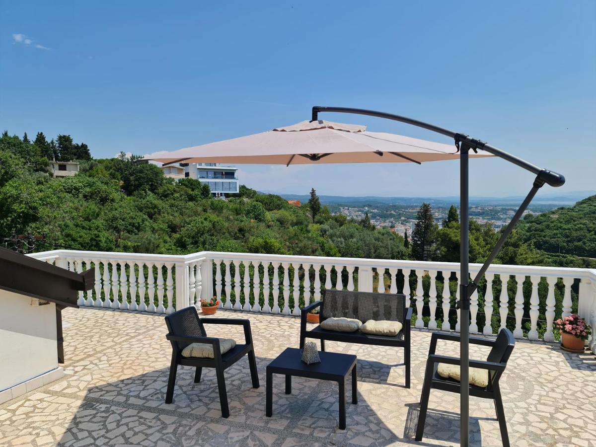 Апартаменти Luxury Penthouse With Panoramic View Улцинь Екстер'єр фото